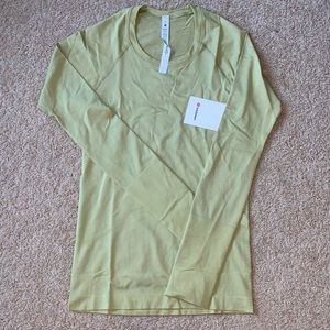 BRAND NEW (with tags) lululemon Swiftly Tech Long Sleeve 2.0. (Color: Dew Green)